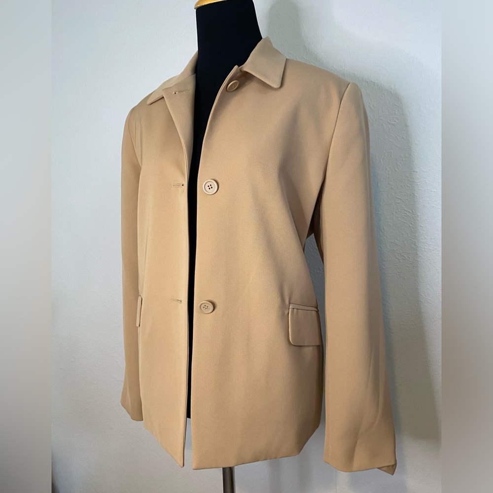 Villager Classic Tan Blazer Size 12P - Picture 8 of 8